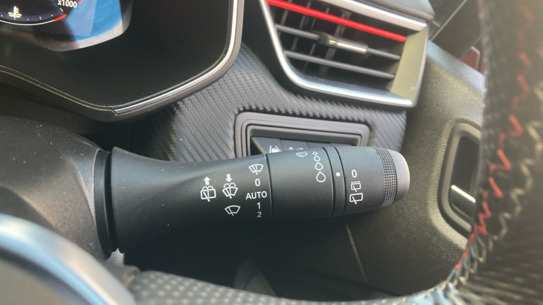 Renault Clio 1.0 TCe 90 RS Line 5dr Petrol Hatchback